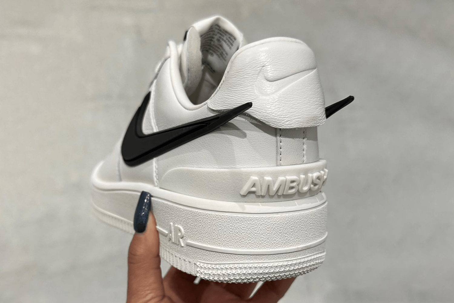 Yoon Ahn teased nieuwe AMBUSH x Nike Air Force 1