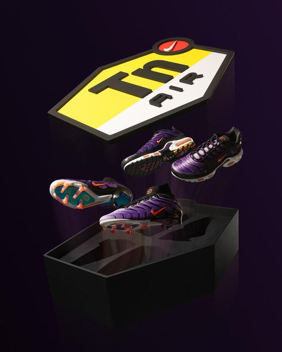 Nike Mercurial Superfly 9 FG & Air Max Plus OG 'Voltage Purple'