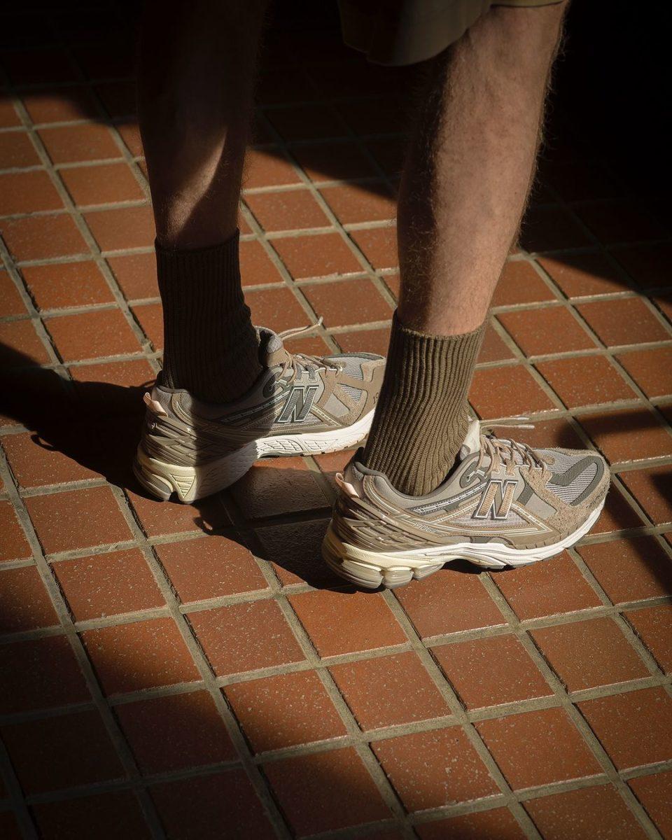 INVINCIBLE x N. HOOLYWOOD x New Balance 1906U