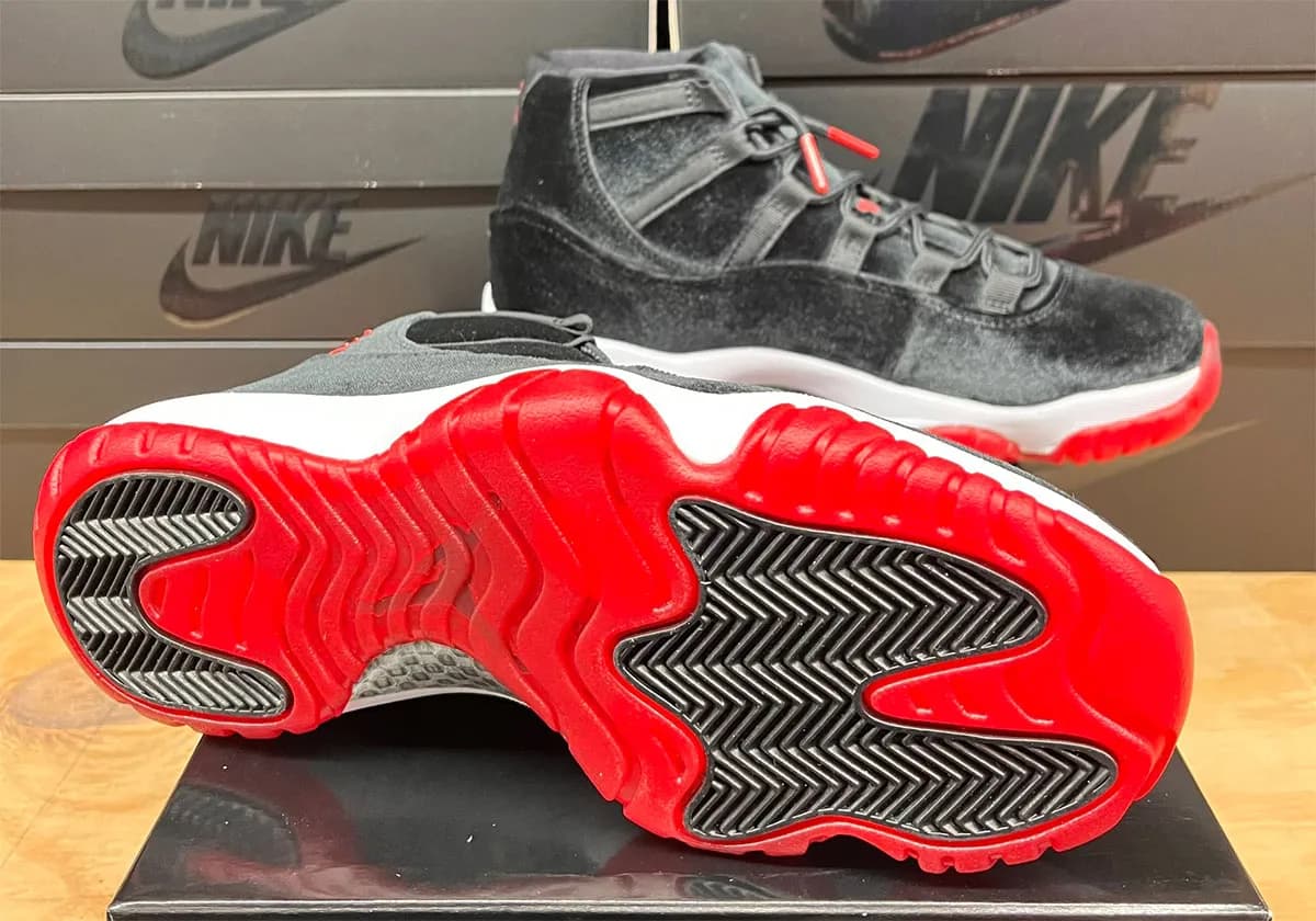 Air Jordan 11 Bred Velvet