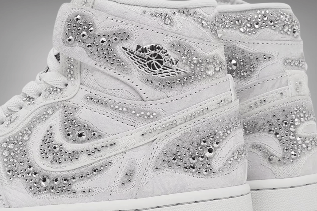 Swarovski’s Air Jordan 1 High release heeft een retailprijs van $1.000