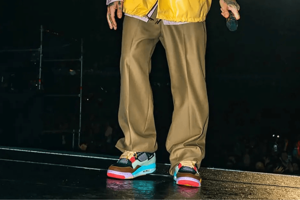 J Balvin gespot in een nog niet eerder vertoonde Air Jordan 4