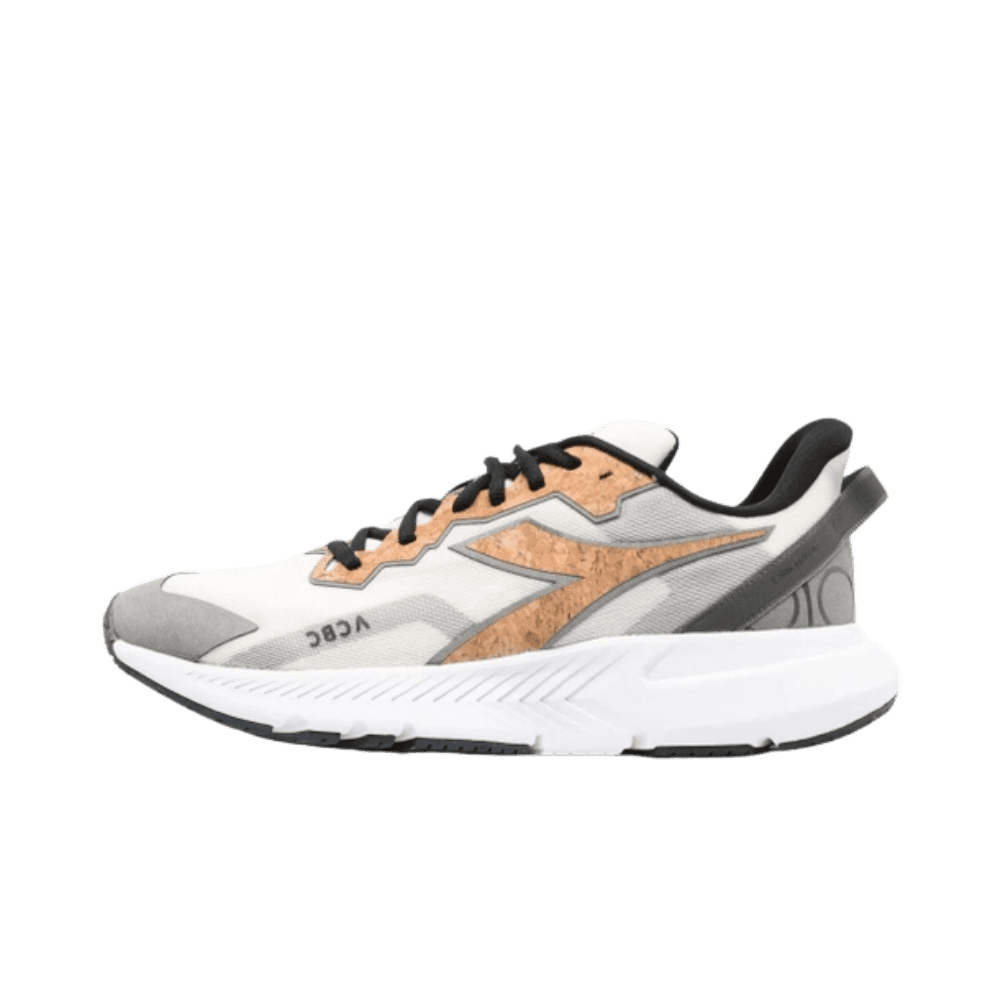 Diadora panelled-design