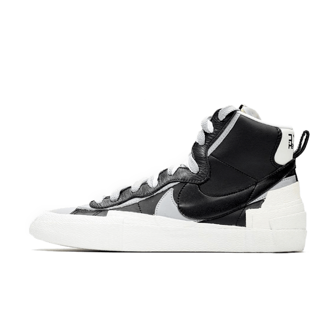 Sacai X Nike Blazer Mid 'Black' BV0072-002