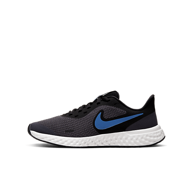 Nike Revolution 5 BQ5671-009