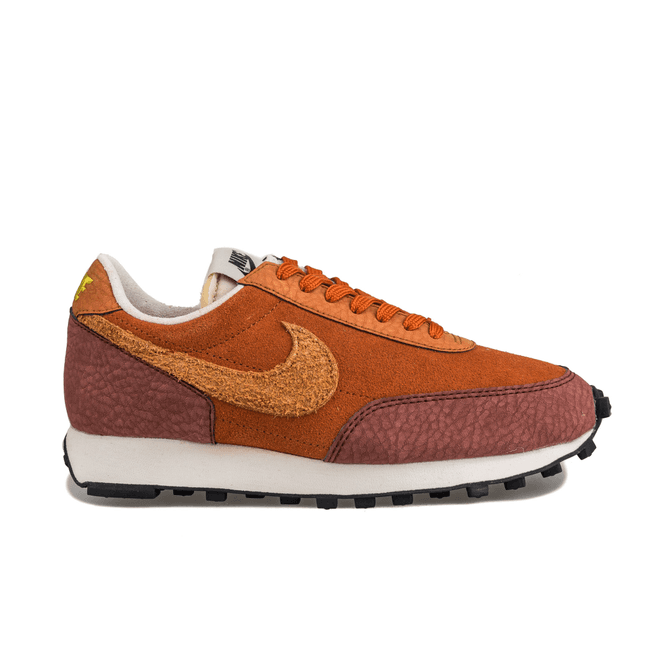Nike Daybreak Rugged Orange