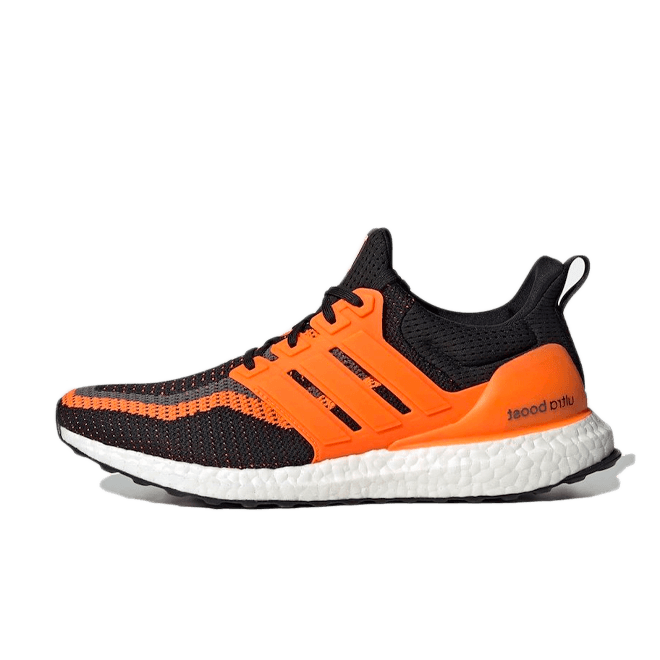 Juventus x adidas Ultra Boost DNA