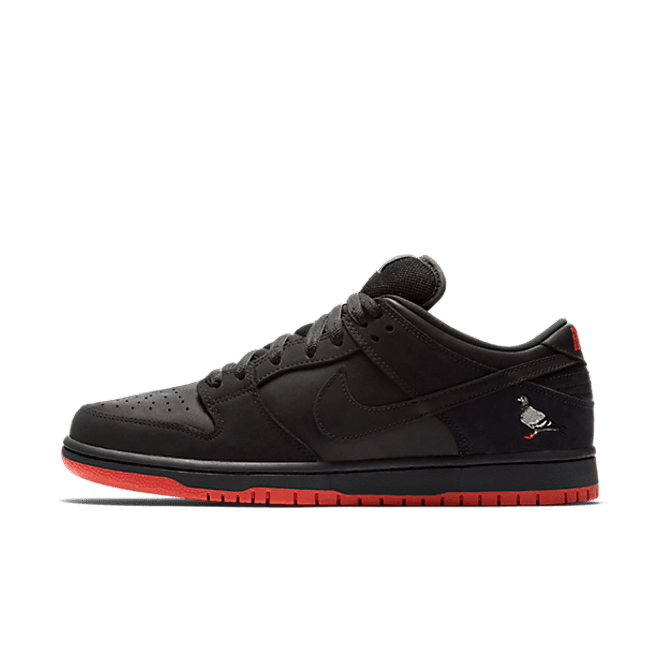 Nike SB Dunk Low "Black-Pigeon"
