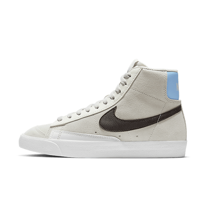 Nike Blazer Mid 77 "Light Bone"