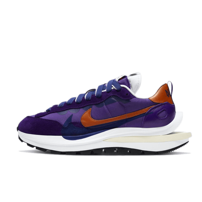 Sacai X Nike VaporWaffle 'Dark Iris' DD1875-500