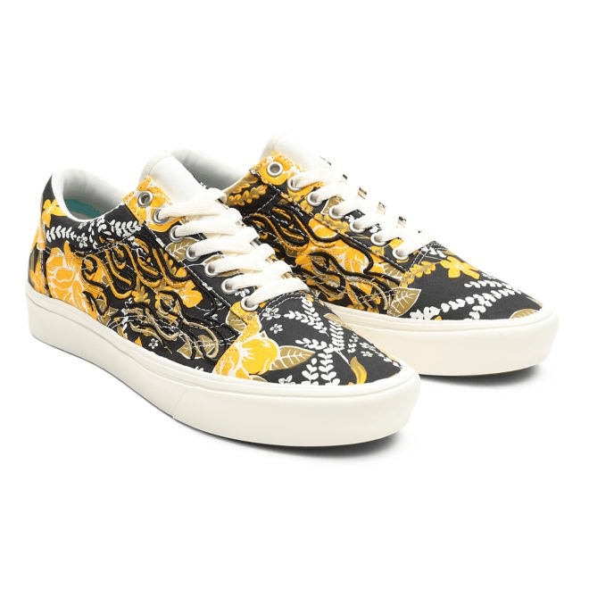 VANS Flame Embroidery Comfycush Old Skool  VN0A3WMA4B9