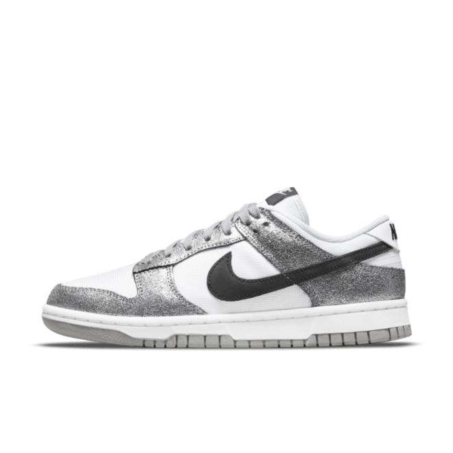 Nike Dunk Low 'Silver Leather' DO5882-001