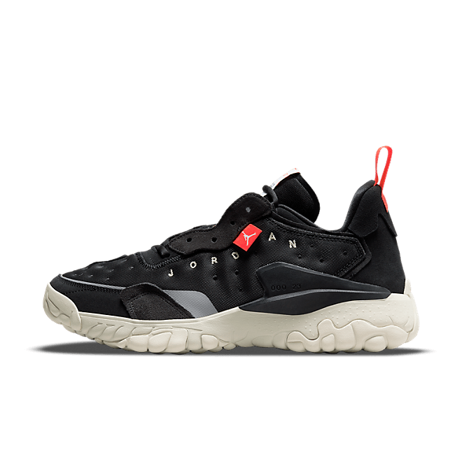 Jordan Delta 2 Black Infrared CV8121-012