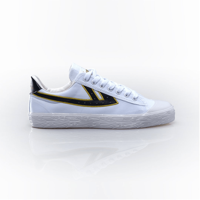Warrior Shanghai WB-1 White/Black Gold Embroidery Outline