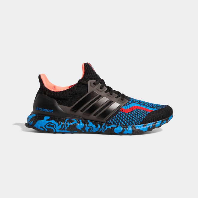 adidas Ultraboost 5 DNA