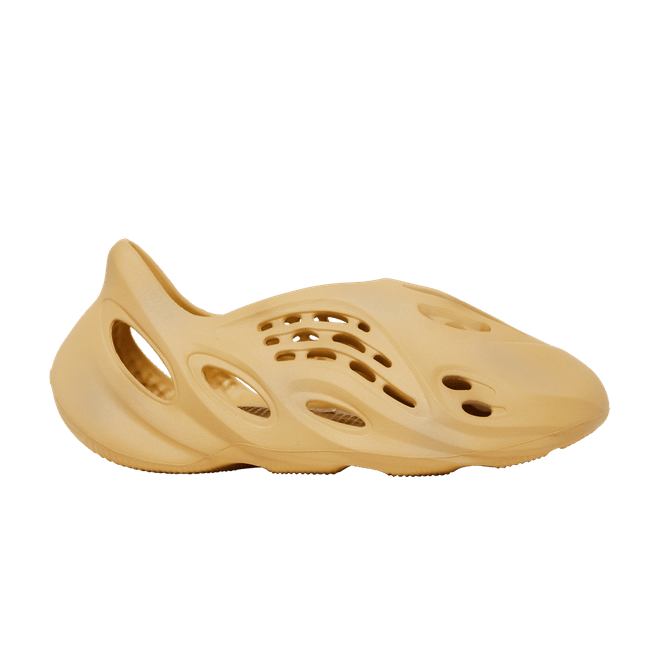 adidas Yeezy Foam Runner "Desert Sand" GV6843