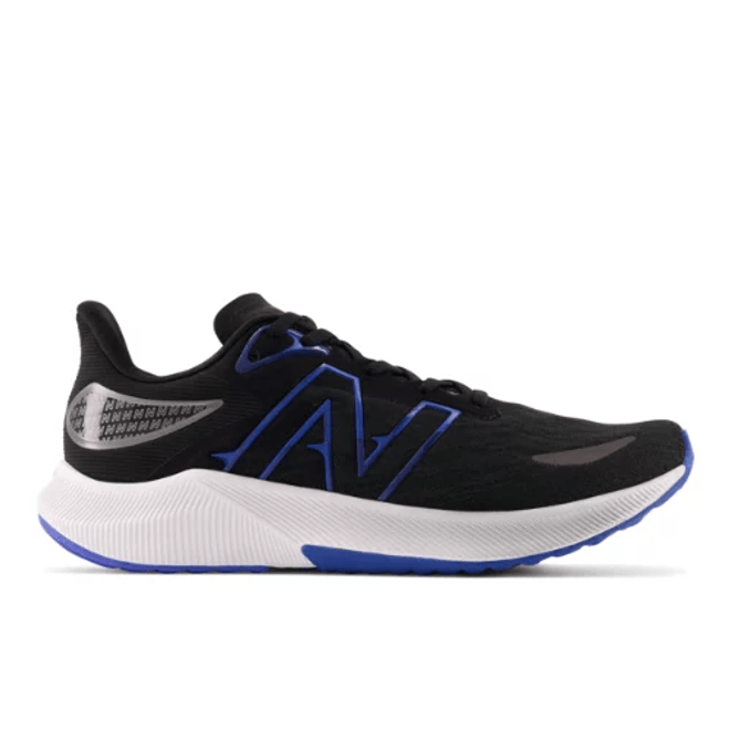 New Balance FuelCell Propel V3 