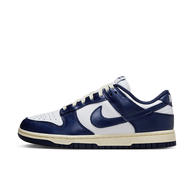 Nike Dunk Low WMNS 'Vintage Navy'