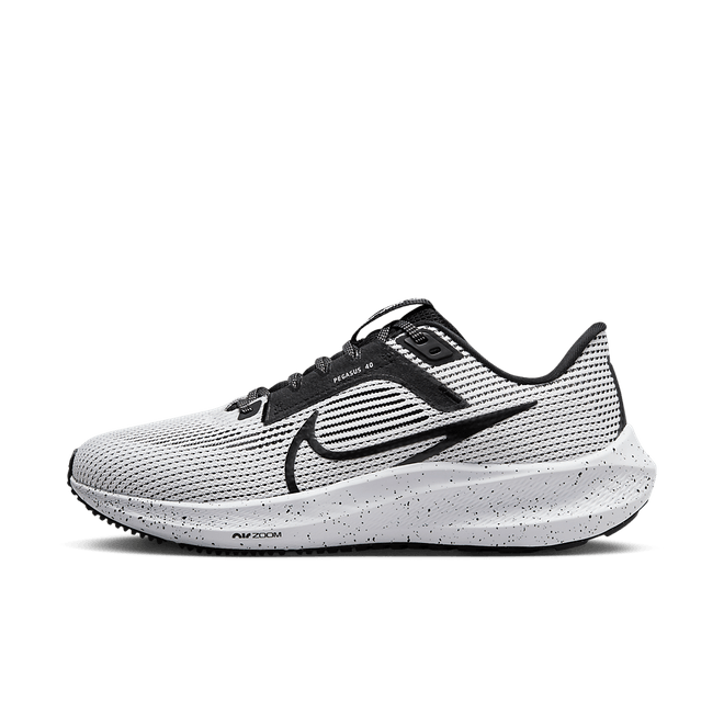 Nike Wmns Air Zoom Pegasus 40 'White Black'