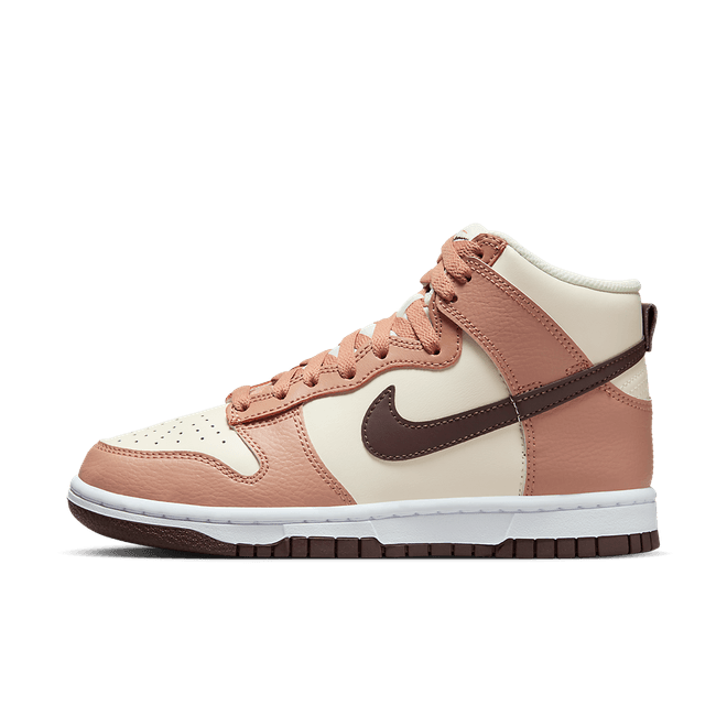 Nike Dunk High WMNS 'Dusted Clay'