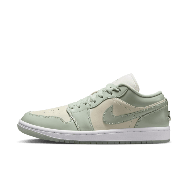 Air Jordan 1 Low SE 'Seafoam'
