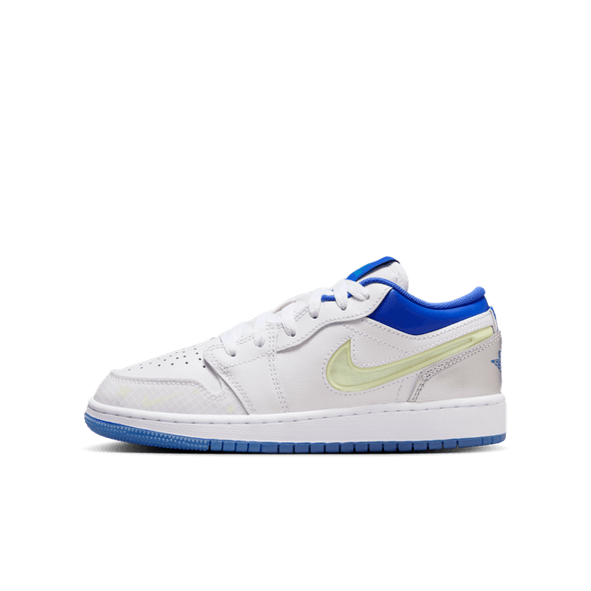 Nike Air Jordan 1 Low Sneaker School Older Kids'