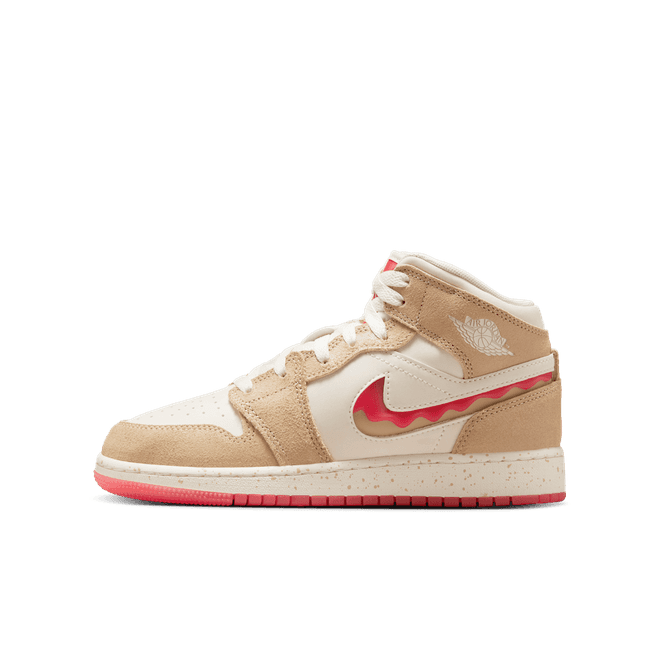 Nike Air Jordan 1 Mid SE Older Kids'