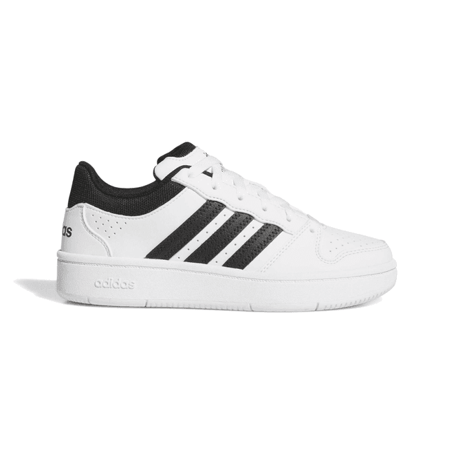 met logo adidas Hoops Classic
