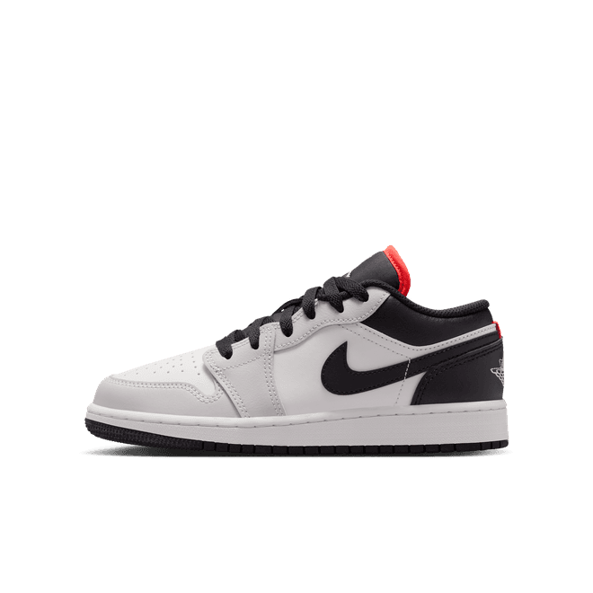 Nike Air Jordan 1 Low Older Kids'