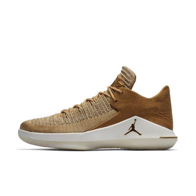 Air Jordan XXXII Low