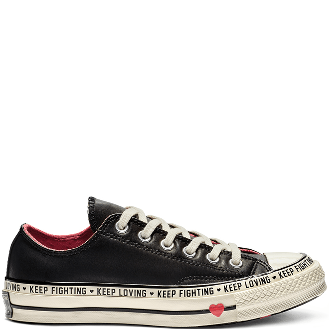 Chuck 70 Love Graphic Low Top 563473C