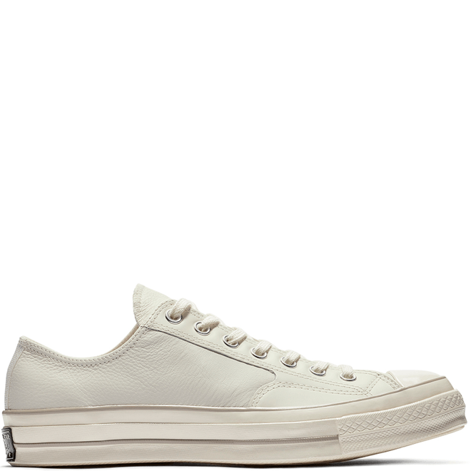 Chuck 70 Luxe Leather 163329C