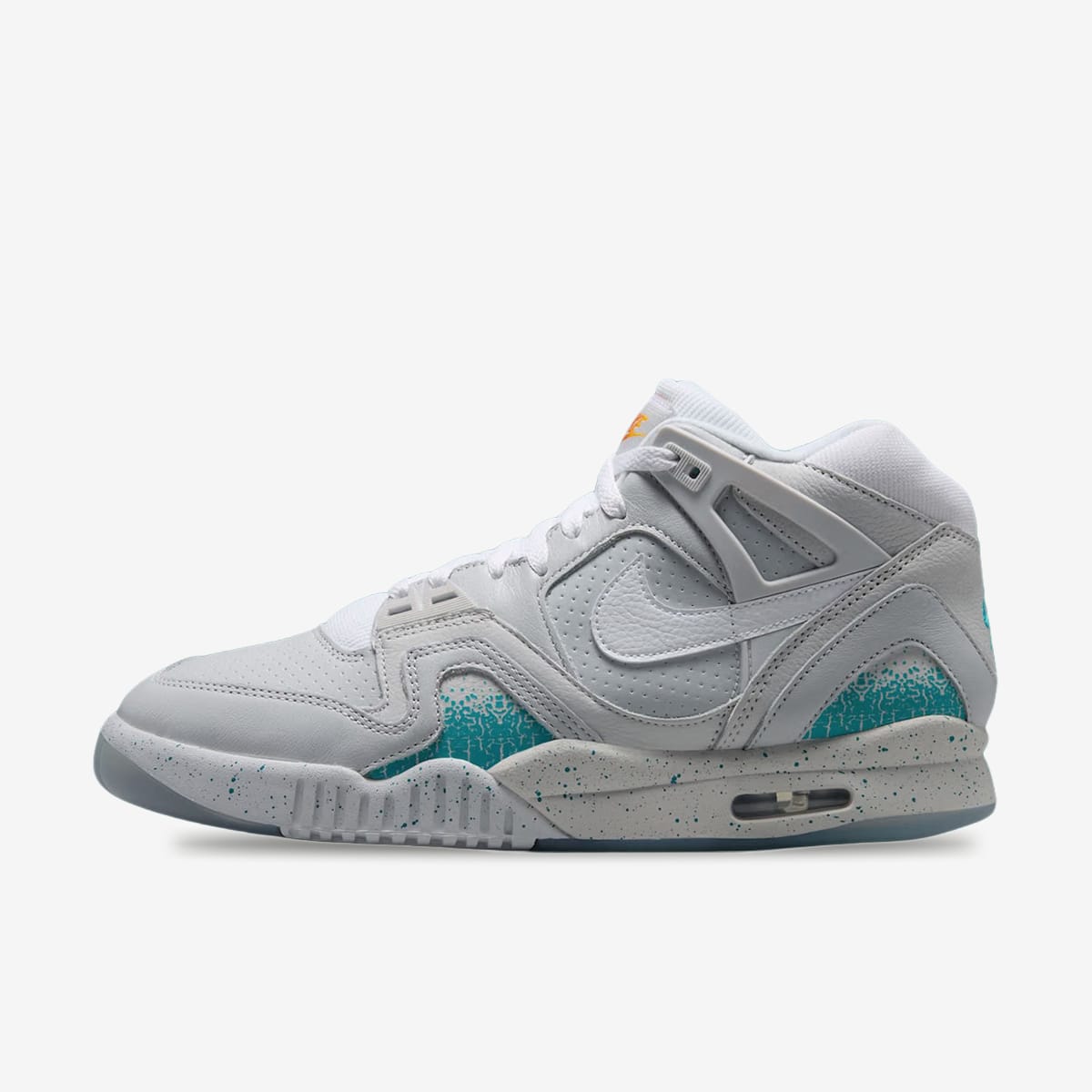 nike-air-tech-challenge-2-back